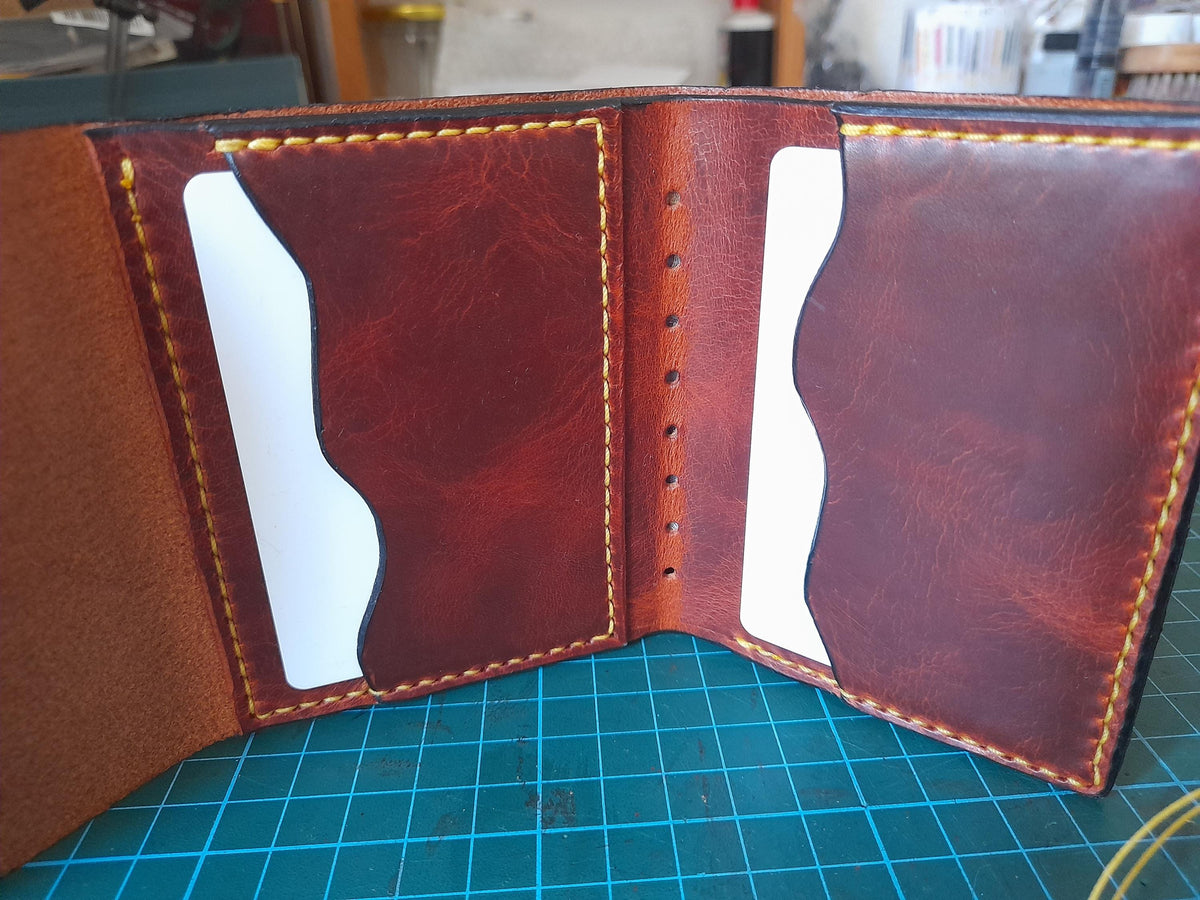 Handmade Leather Cash and Card Wallet – Hand Stitched