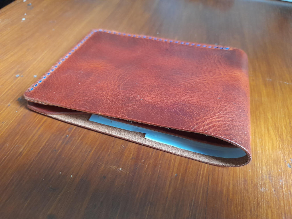 Handmade Men's Leather Bifold Wallet – Hand Stitched
