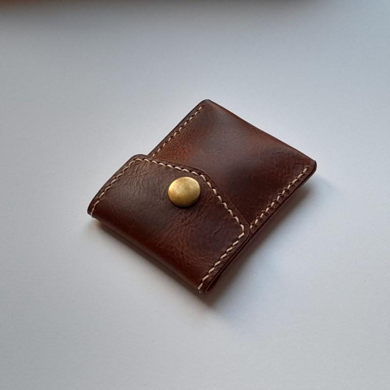 Handmade Italian Leather Coin Purse – Full-Grain Chestnut