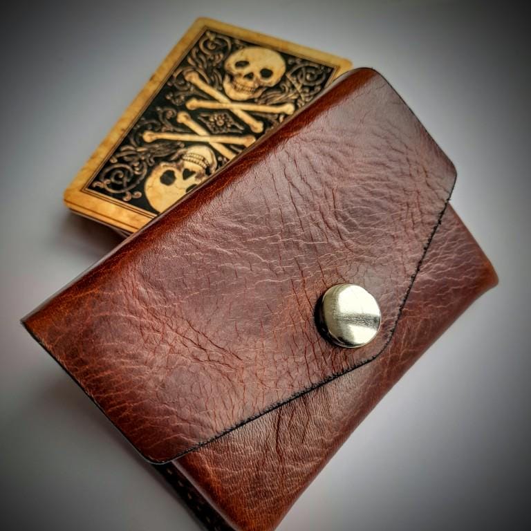 Handmade Italian Leather Playing Card Case – Hand Stitched
