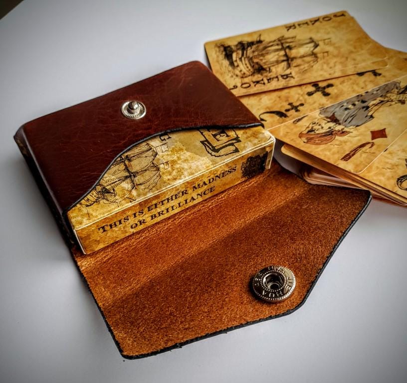 Handmade Italian Leather Playing Card Case – Hand Stitched